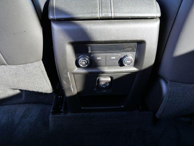 used 2023 Chevrolet Traverse car, priced at $27,997