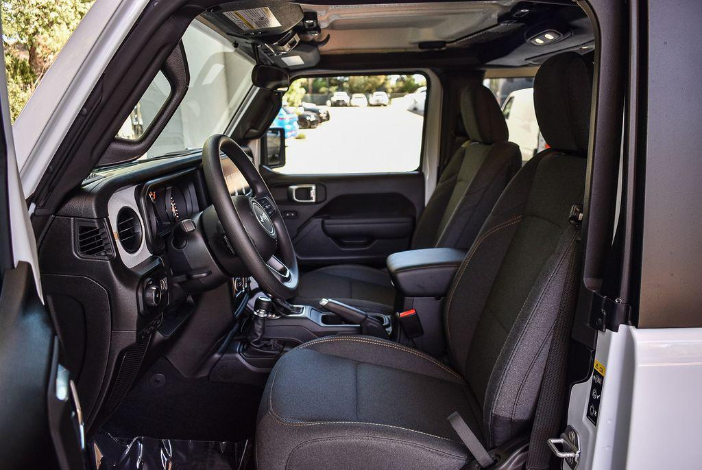 new 2026 Jeep Wrangler car, priced at $41,270