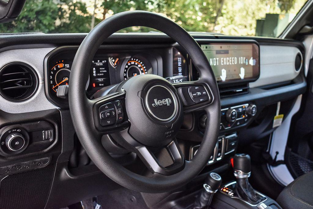new 2026 Jeep Wrangler car, priced at $41,270