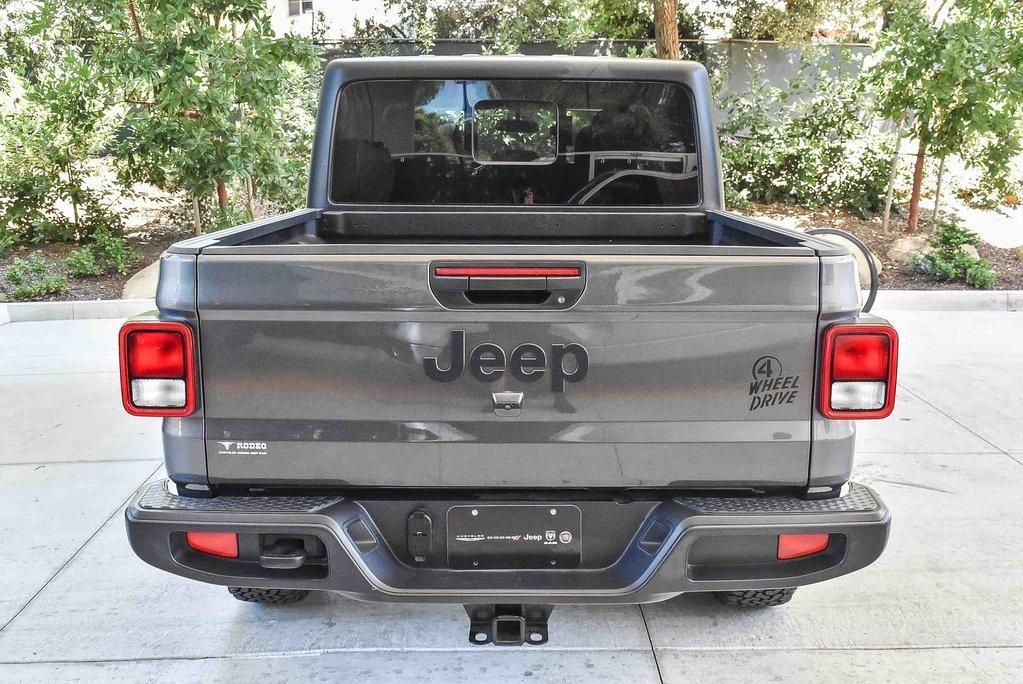 used 2022 Jeep Gladiator car, priced at $30,995