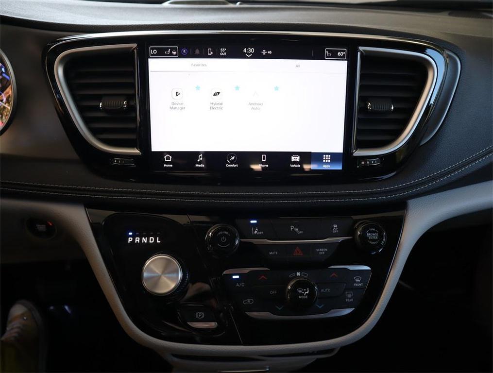 used 2023 Chrysler Pacifica Hybrid car, priced at $38,995