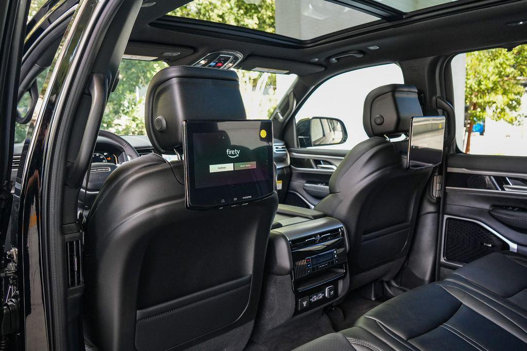new 2026 Jeep Grand Wagoneer car, priced at $86,265