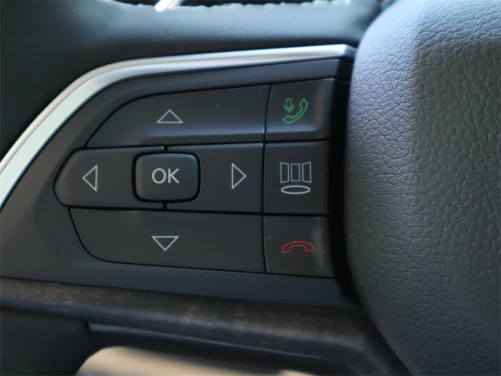 new 2023 Jeep Grand Cherokee L car, priced at $45,995