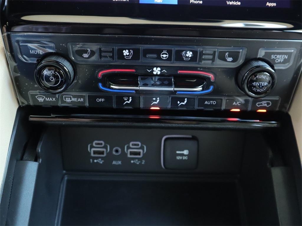 new 2023 Jeep Grand Cherokee L car, priced at $45,995