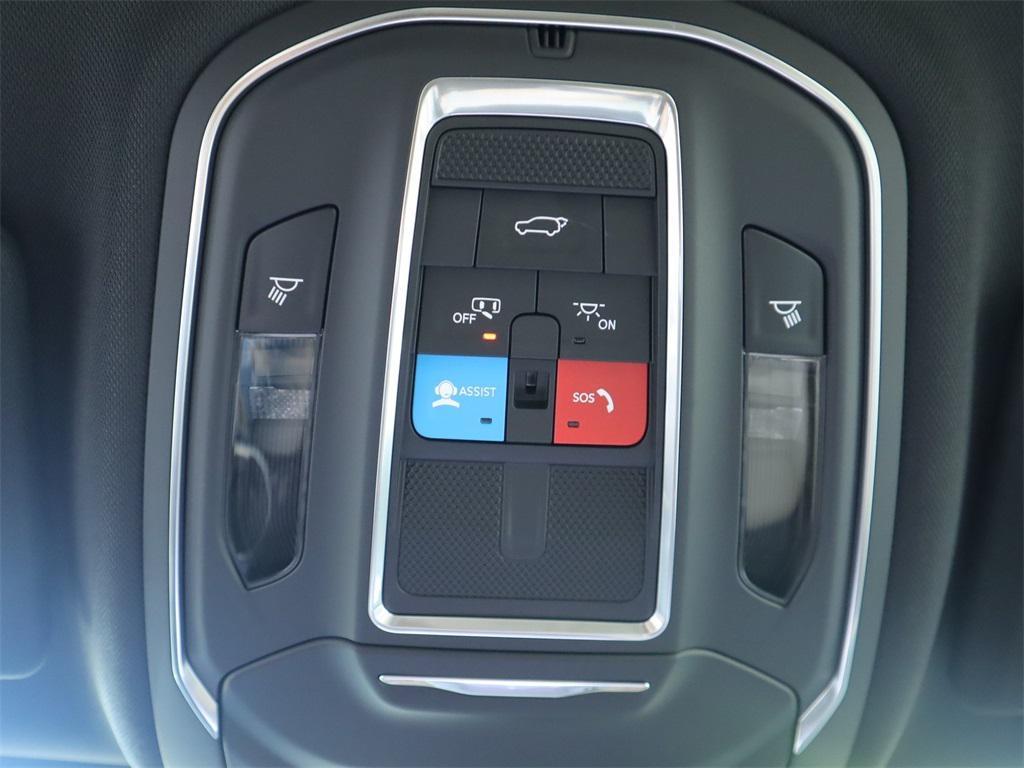 new 2023 Jeep Grand Cherokee L car, priced at $45,995