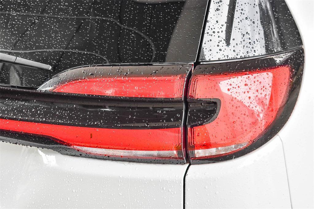 used 2022 Chrysler Pacifica Hybrid car, priced at $21,500