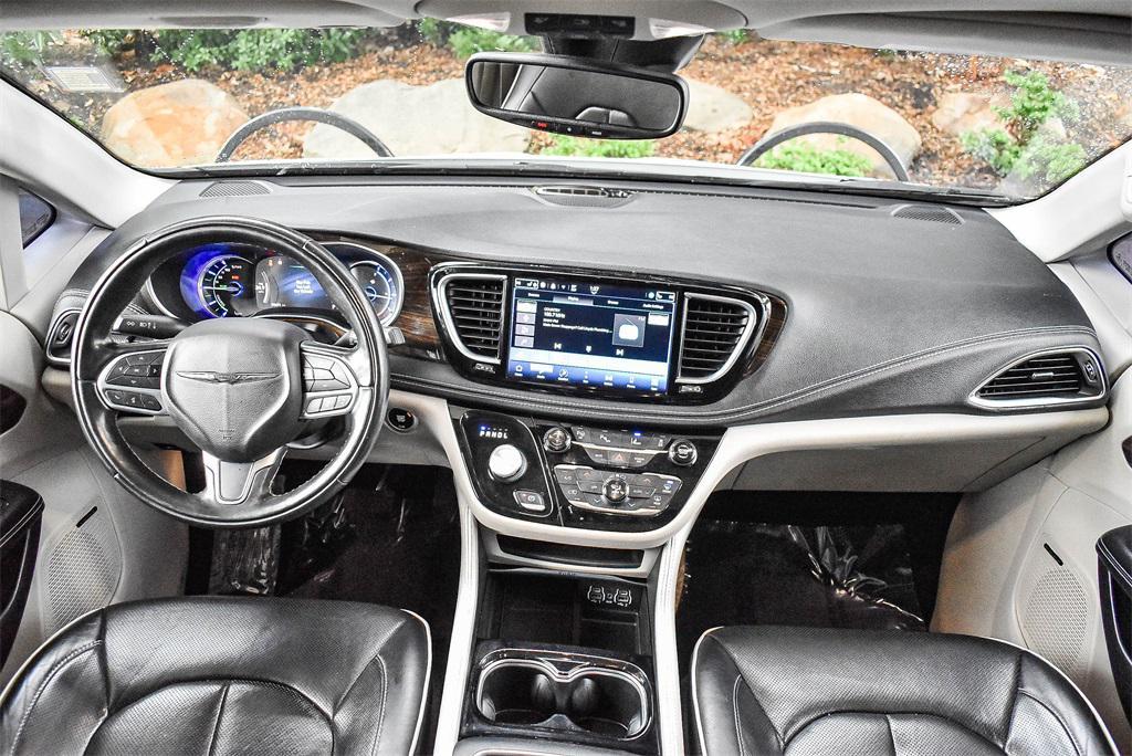 used 2022 Chrysler Pacifica Hybrid car, priced at $21,500