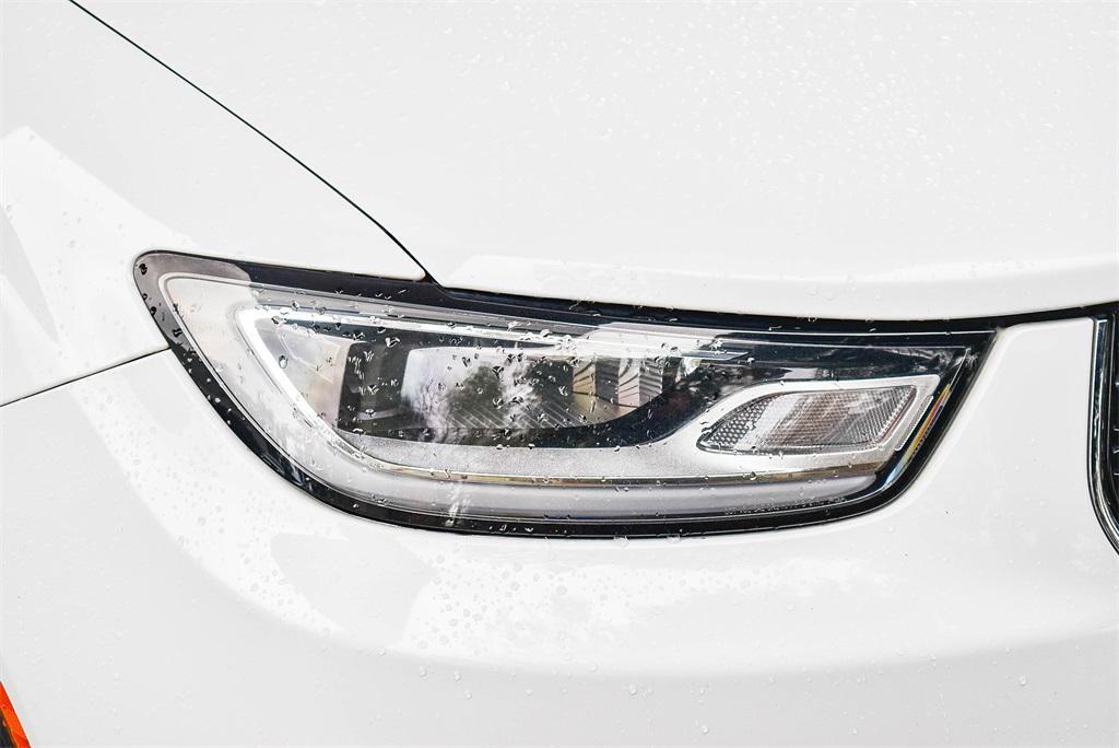 used 2022 Chrysler Pacifica Hybrid car, priced at $21,500