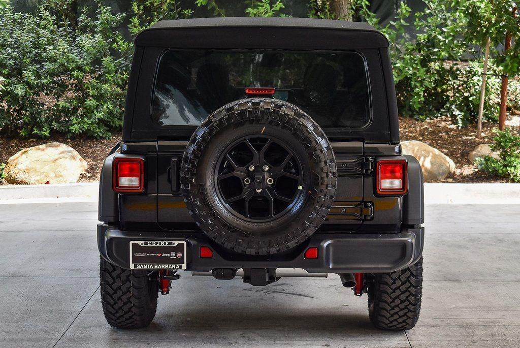 new 2025 Jeep Wrangler car, priced at $42,995