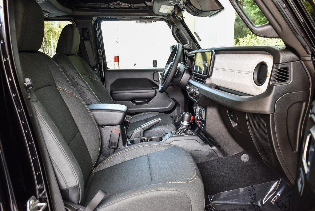 new 2025 Jeep Wrangler car, priced at $42,995