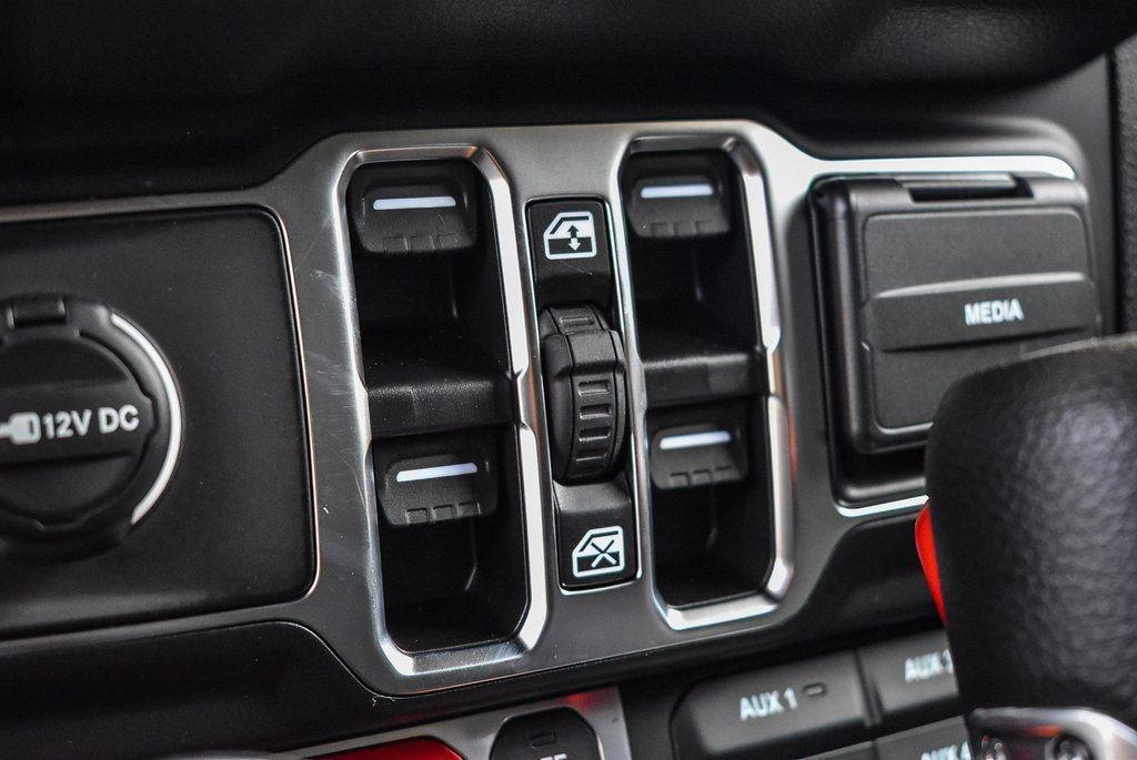 new 2025 Jeep Wrangler car, priced at $42,995