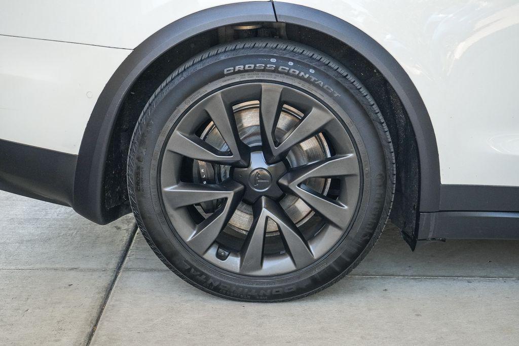 used 2022 Tesla Model X car, priced at $49,995