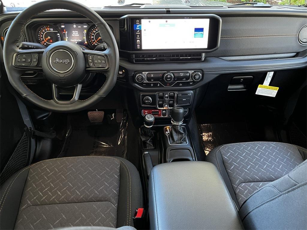 new 2025 Jeep Gladiator car, priced at $46,150