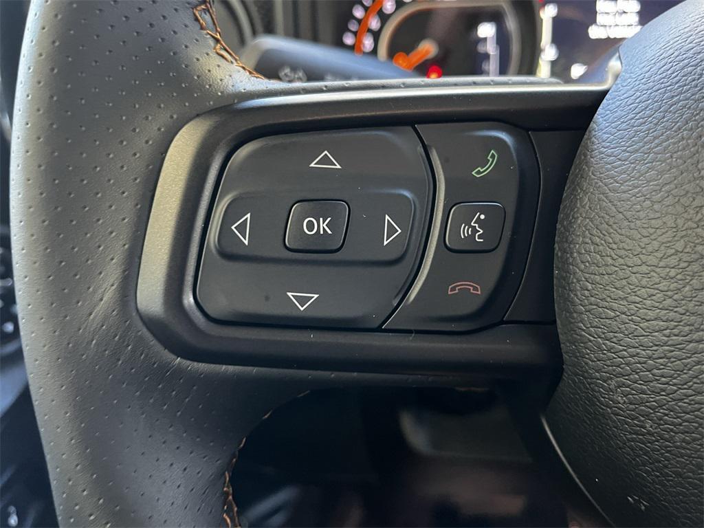 new 2025 Jeep Gladiator car, priced at $46,150