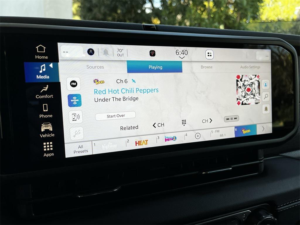 new 2025 Jeep Gladiator car, priced at $46,150