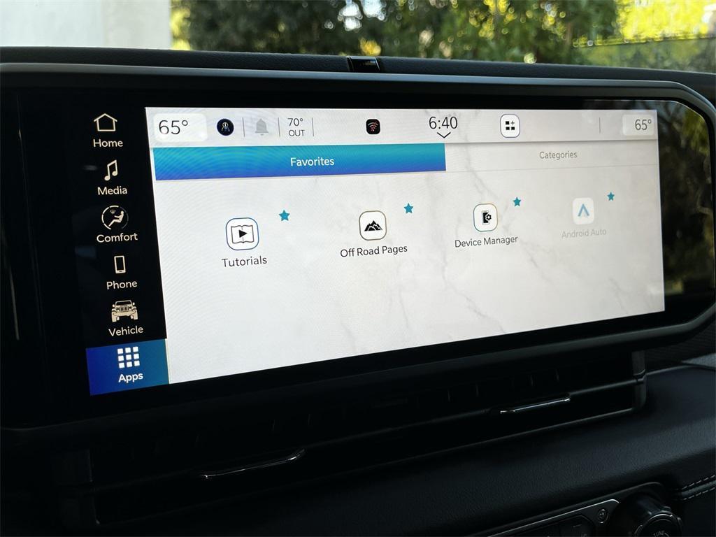 new 2025 Jeep Gladiator car, priced at $46,150