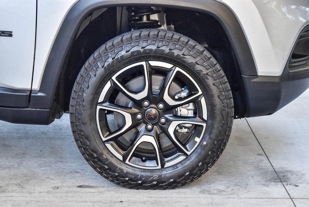 new 2026 Jeep Compass car, priced at $41,275