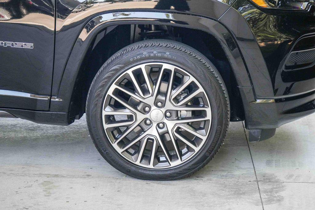 used 2022 Jeep Compass car, priced at $22,995