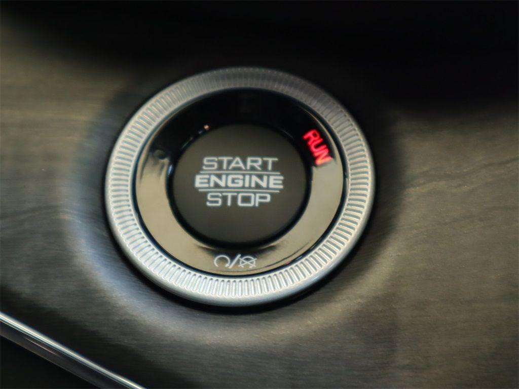 new 2023 Jeep Grand Cherokee car, priced at $54,995