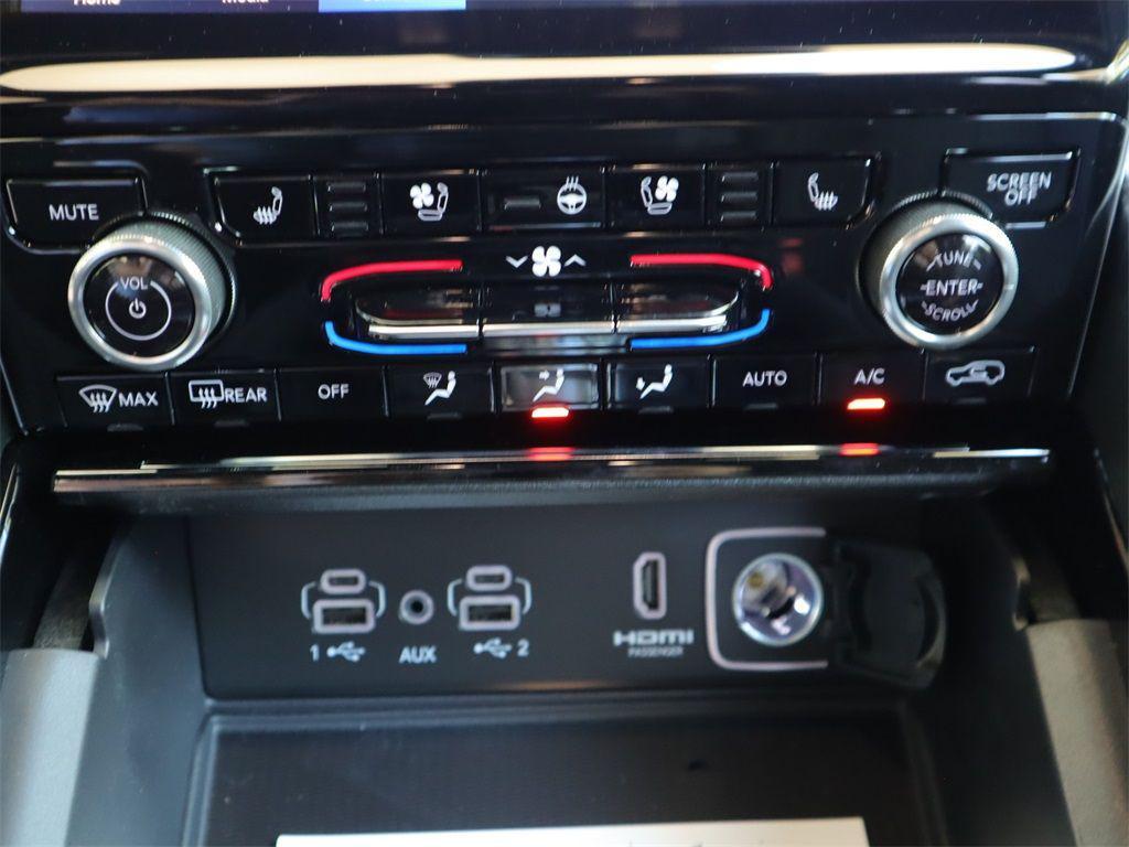 new 2023 Jeep Grand Cherokee car, priced at $54,995