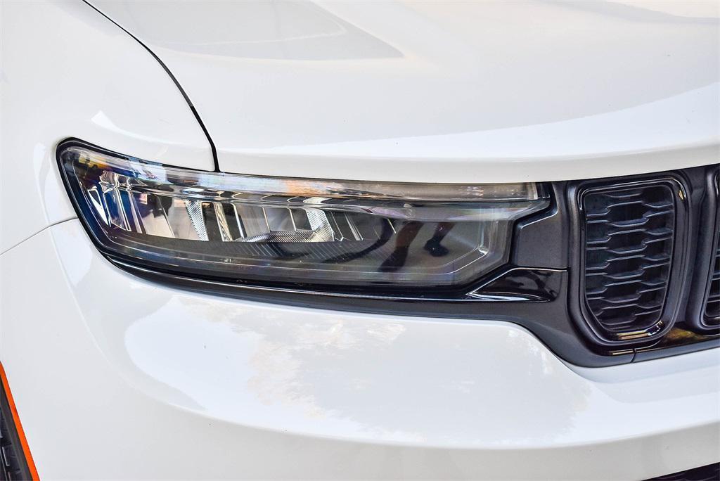 used 2024 Jeep Grand Cherokee L car, priced at $29,995