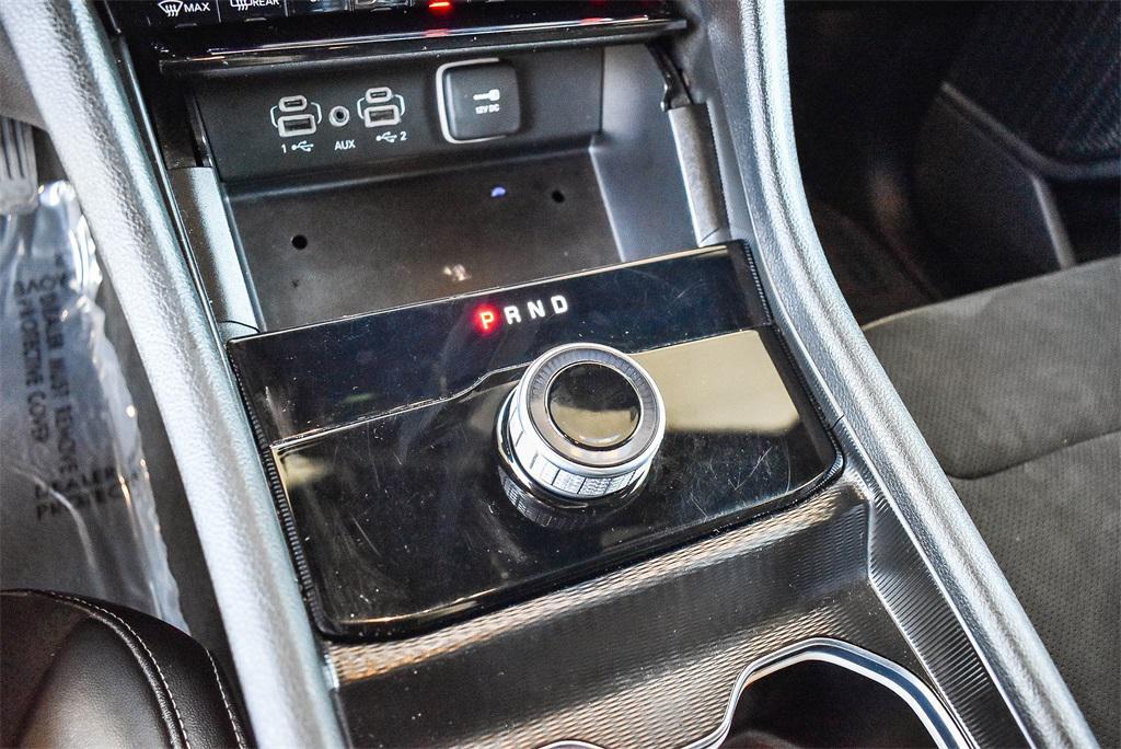 used 2024 Jeep Grand Cherokee L car, priced at $29,995