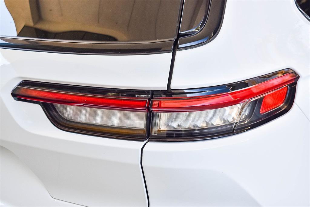 used 2024 Jeep Grand Cherokee L car, priced at $29,995