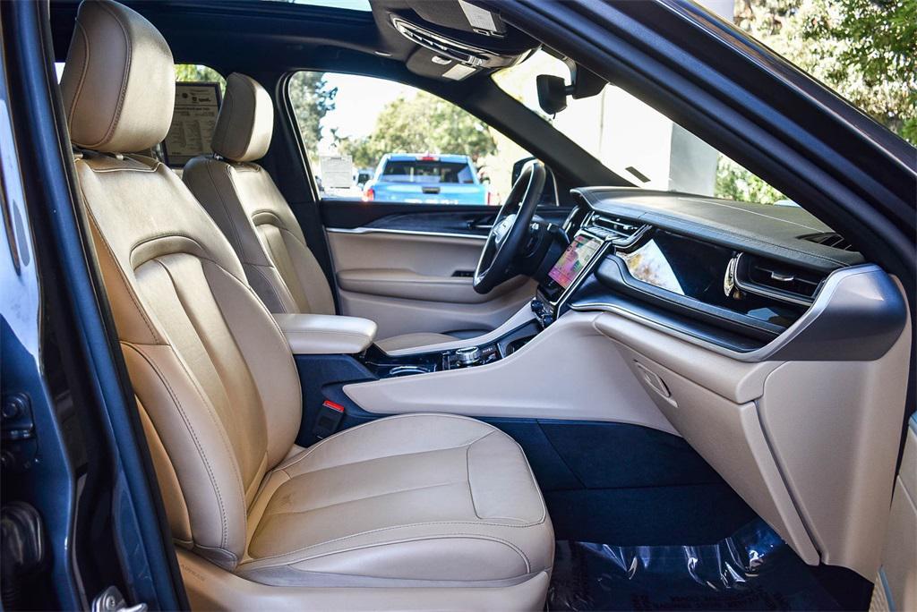 used 2022 Jeep Grand Cherokee 4xe car, priced at $27,500