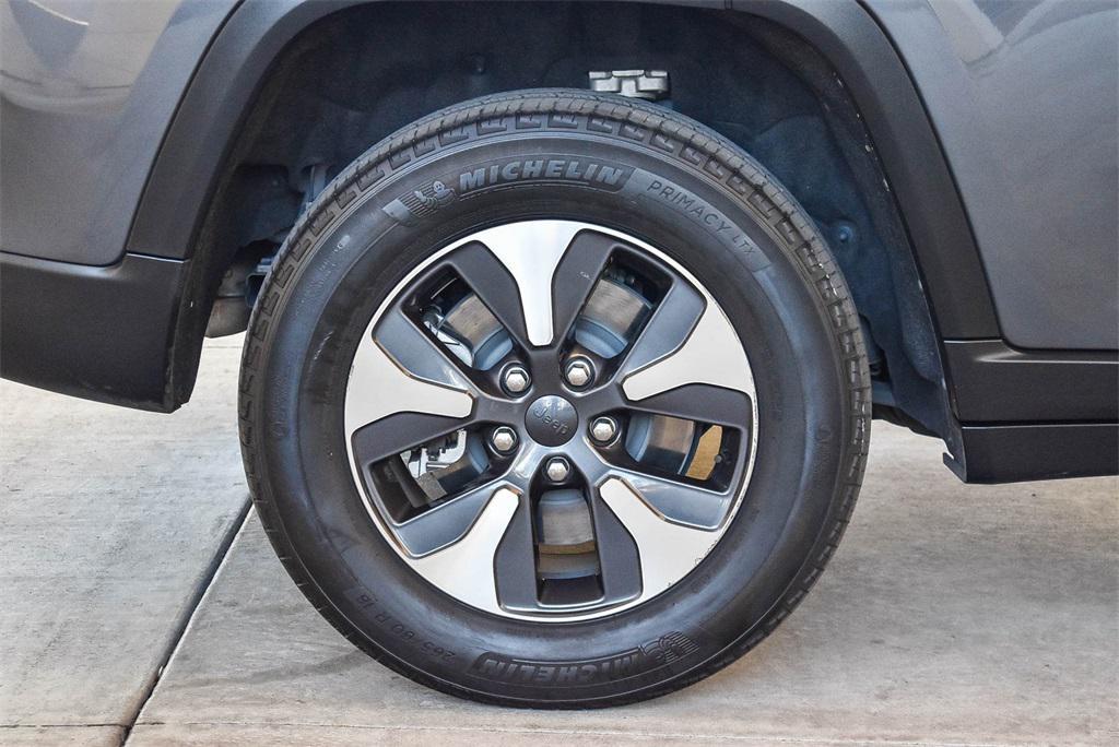 used 2022 Jeep Grand Cherokee 4xe car, priced at $27,500