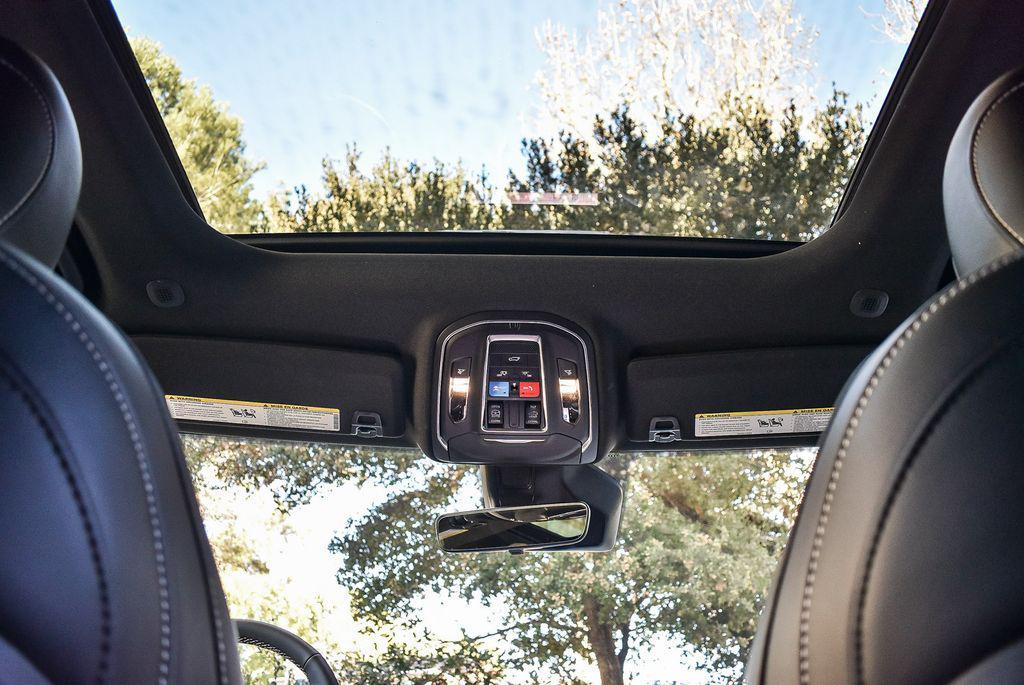 new 2026 Jeep Grand Cherokee car, priced at $45,150