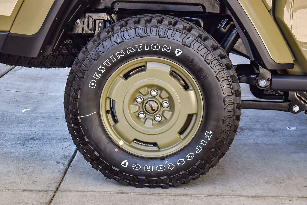 new 2026 Jeep Gladiator car, priced at $51,695