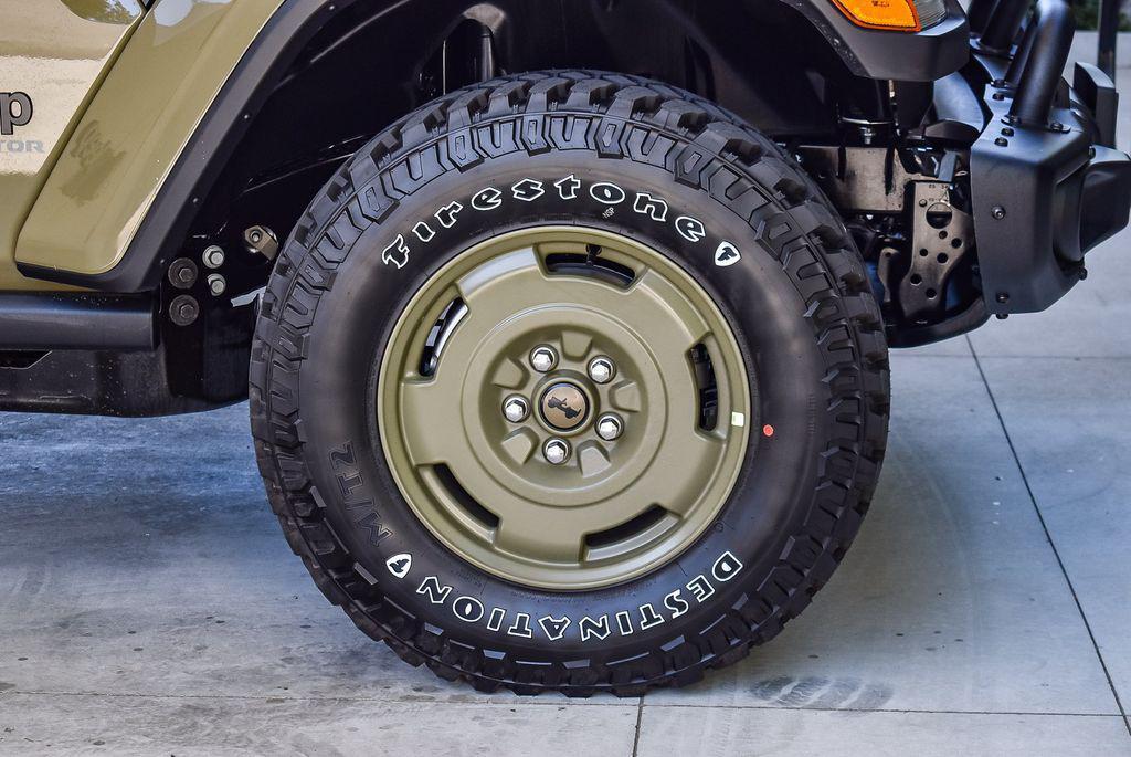 new 2026 Jeep Gladiator car, priced at $51,695