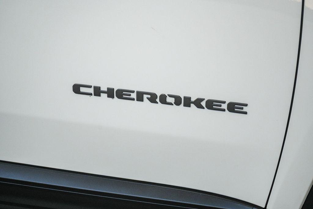 new 2026 Jeep Cherokee car, priced at $41,710