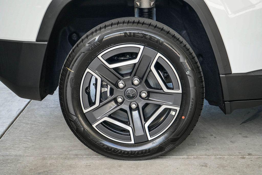 new 2026 Jeep Cherokee car, priced at $39,720