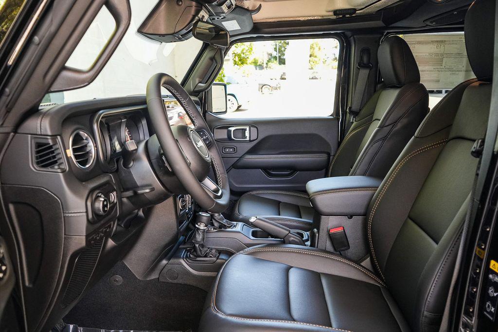 new 2026 Jeep Gladiator car, priced at $51,950