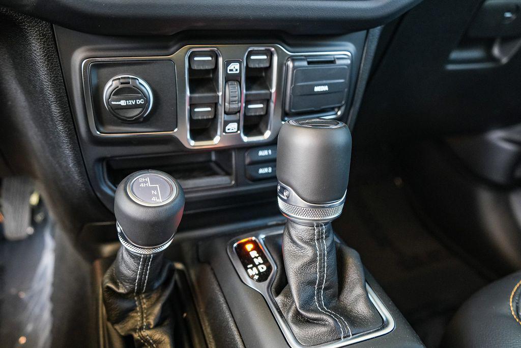 new 2026 Jeep Gladiator car, priced at $51,950