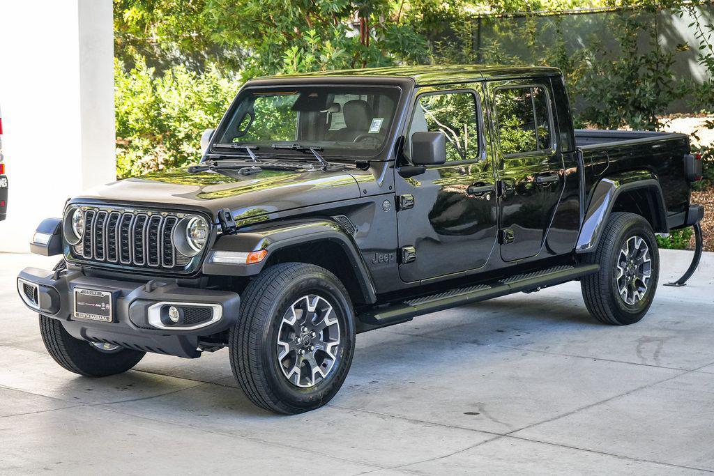 new 2026 Jeep Gladiator car, priced at $51,950