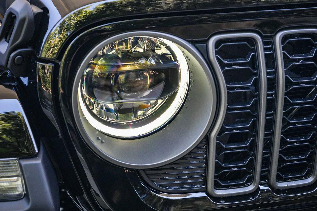 new 2026 Jeep Gladiator car, priced at $51,950