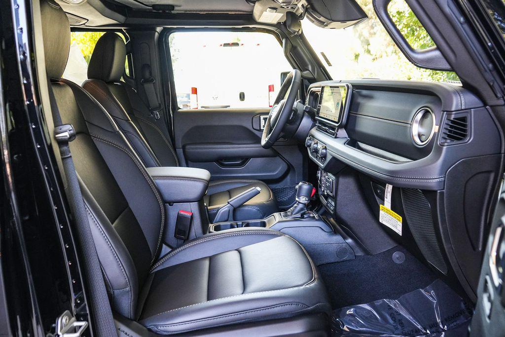 new 2026 Jeep Gladiator car, priced at $51,950