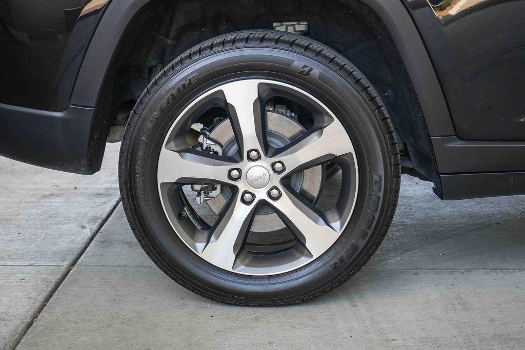 used 2023 Jeep Grand Cherokee 4xe car, priced at $33,995