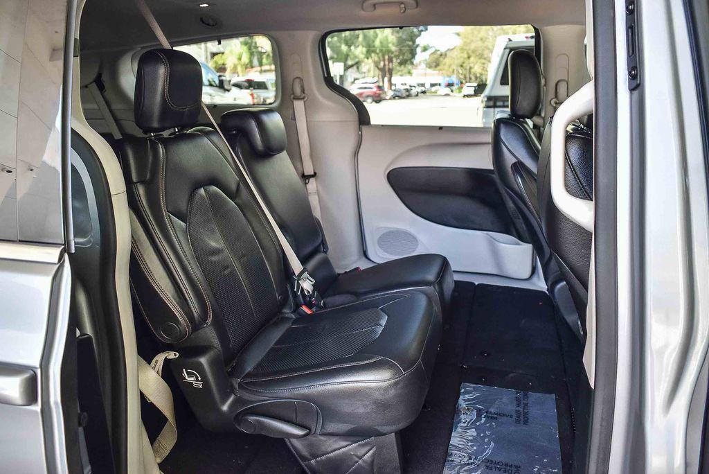 used 2018 Chrysler Pacifica car, priced at $16,995