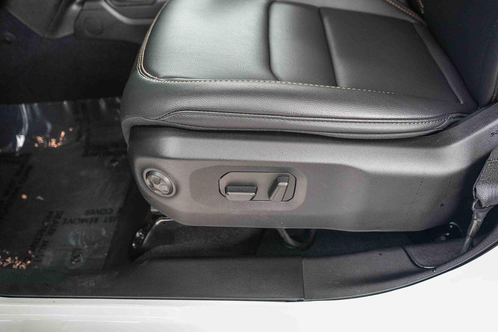 new 2026 Jeep Gladiator car, priced at $49,355