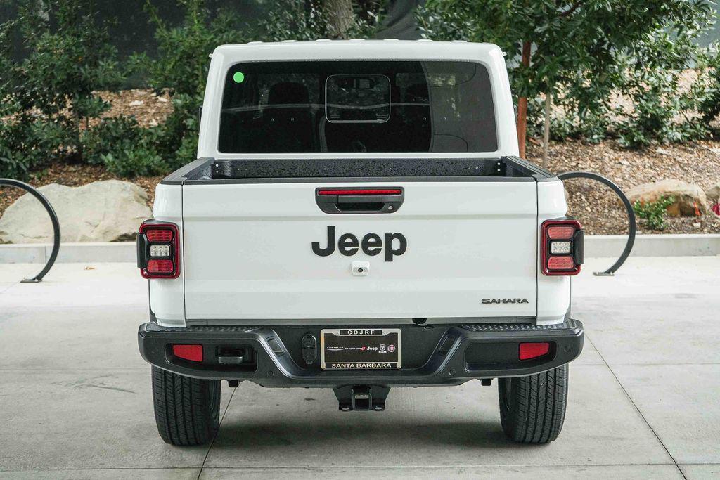 new 2026 Jeep Gladiator car, priced at $49,355