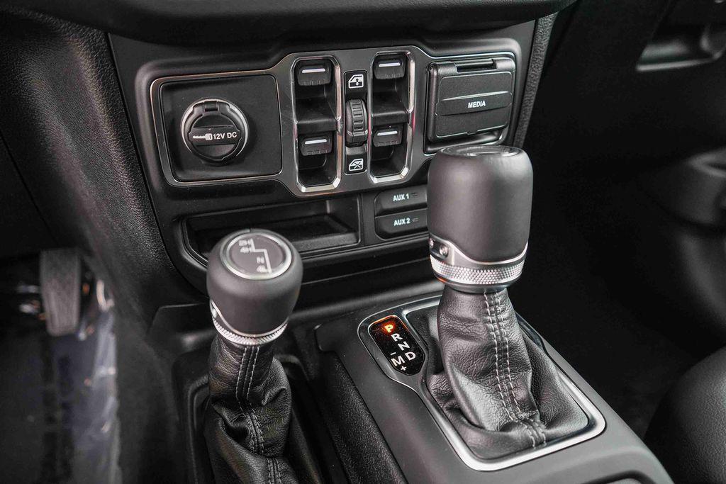 new 2026 Jeep Gladiator car, priced at $49,355