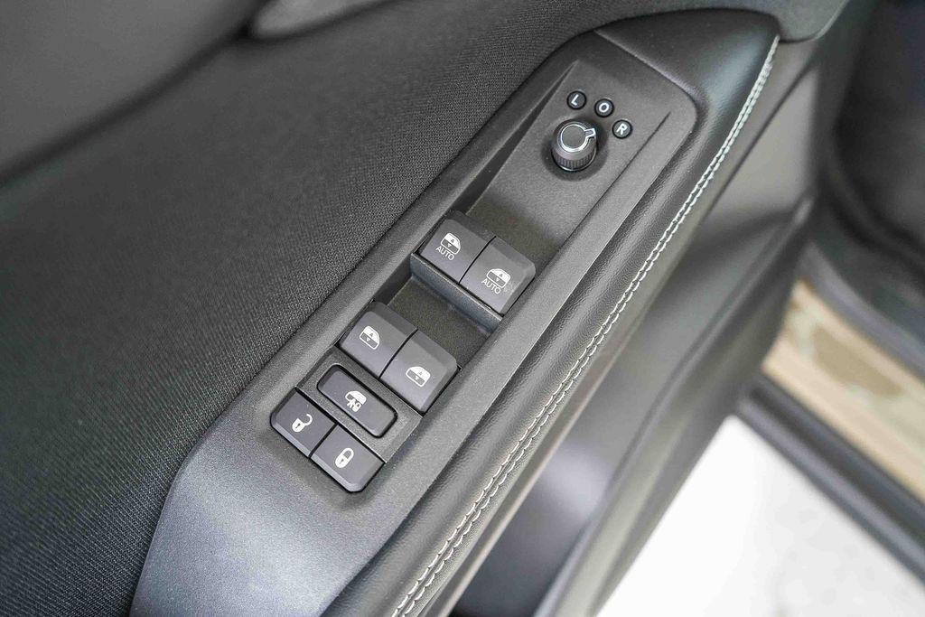 new 2026 Jeep Cherokee car, priced at $40,815