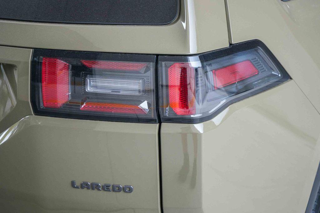 new 2026 Jeep Cherokee car, priced at $40,815