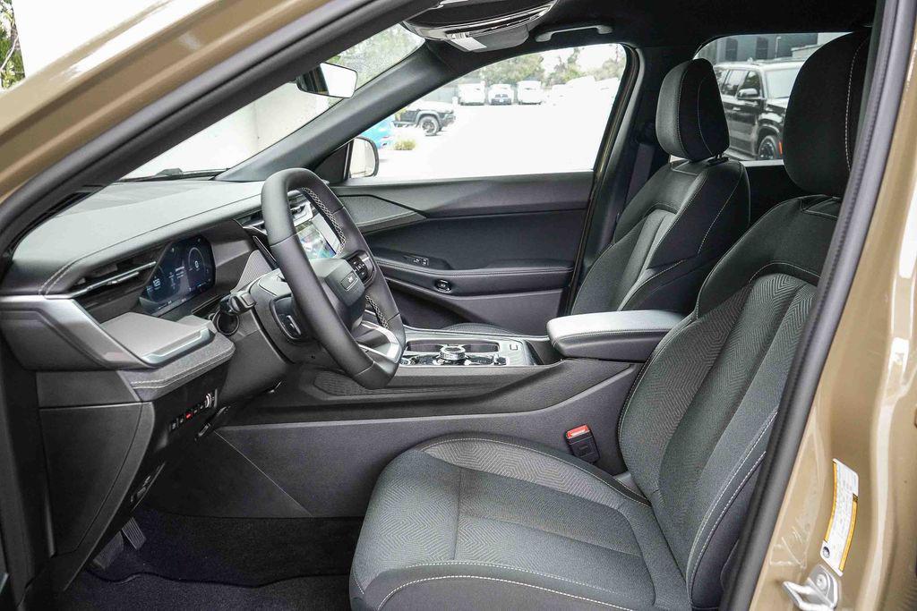 new 2026 Jeep Cherokee car, priced at $40,815