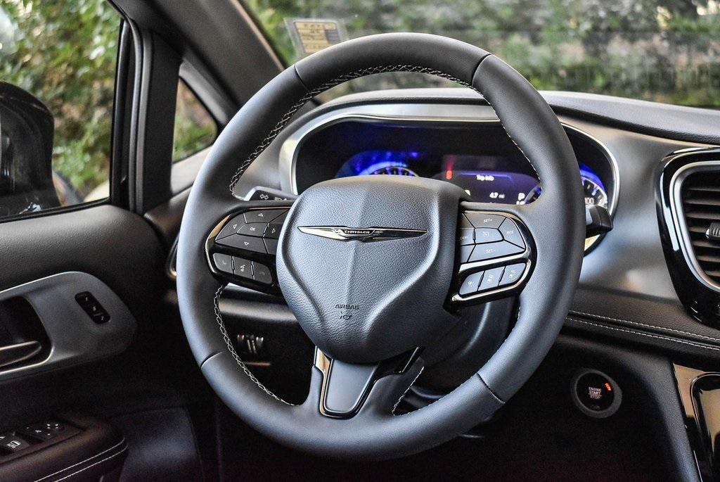 new 2026 Chrysler Pacifica car, priced at $51,945