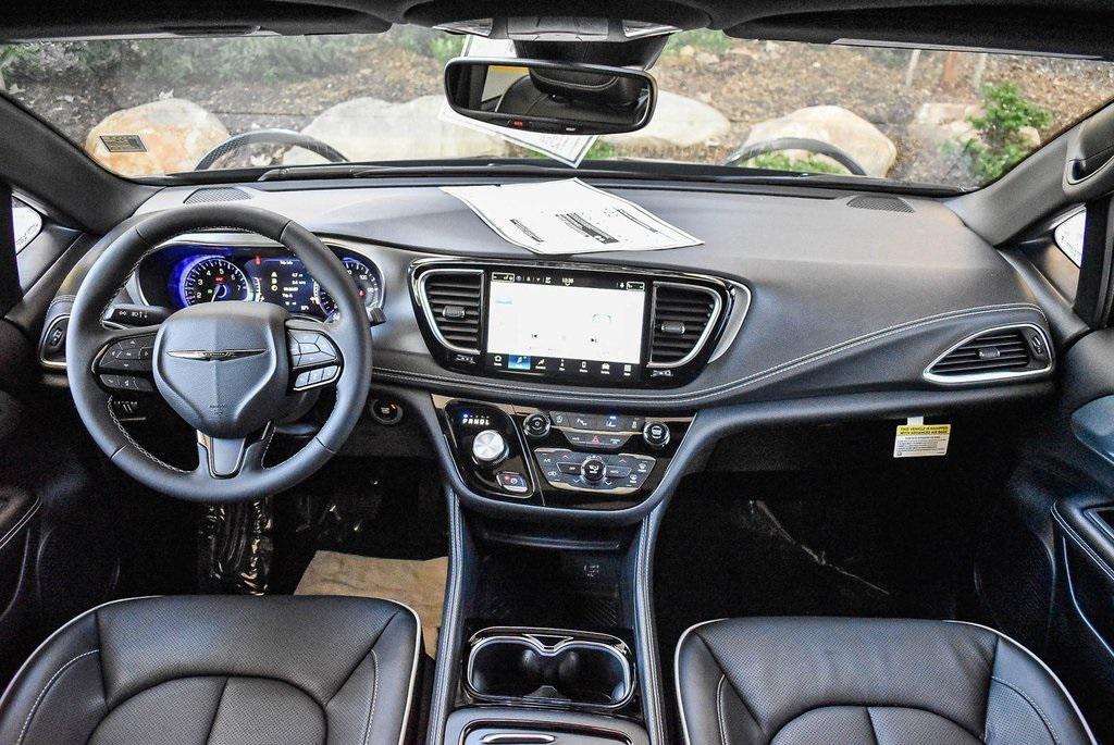new 2026 Chrysler Pacifica car, priced at $51,945