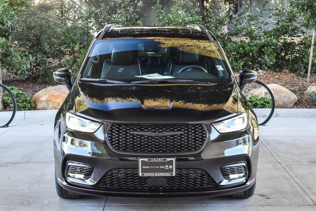 new 2026 Chrysler Pacifica car, priced at $51,945